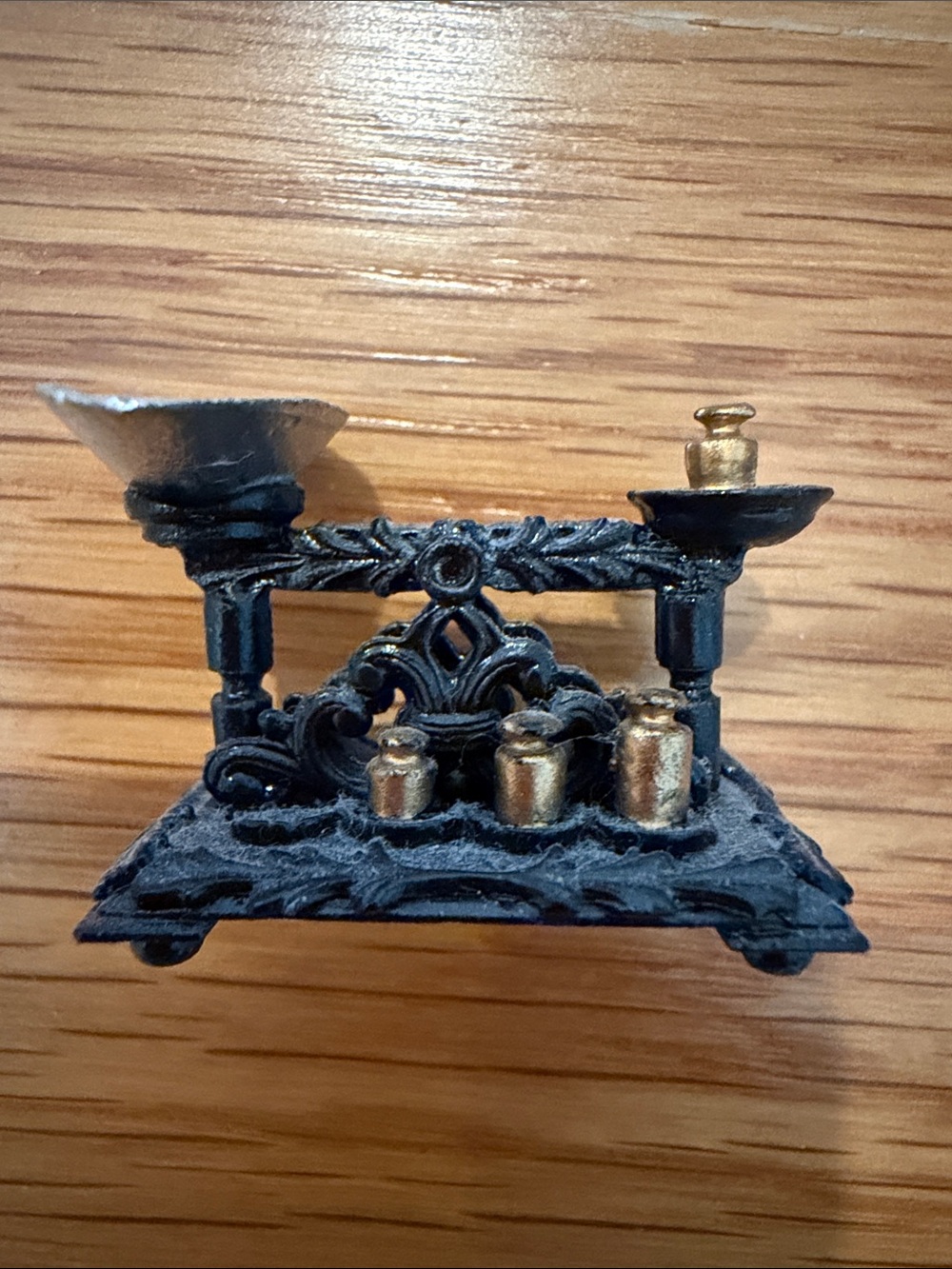 Vintage Dollhouse Miniature Cast Metal Balance Scale Brass Weight 1:12